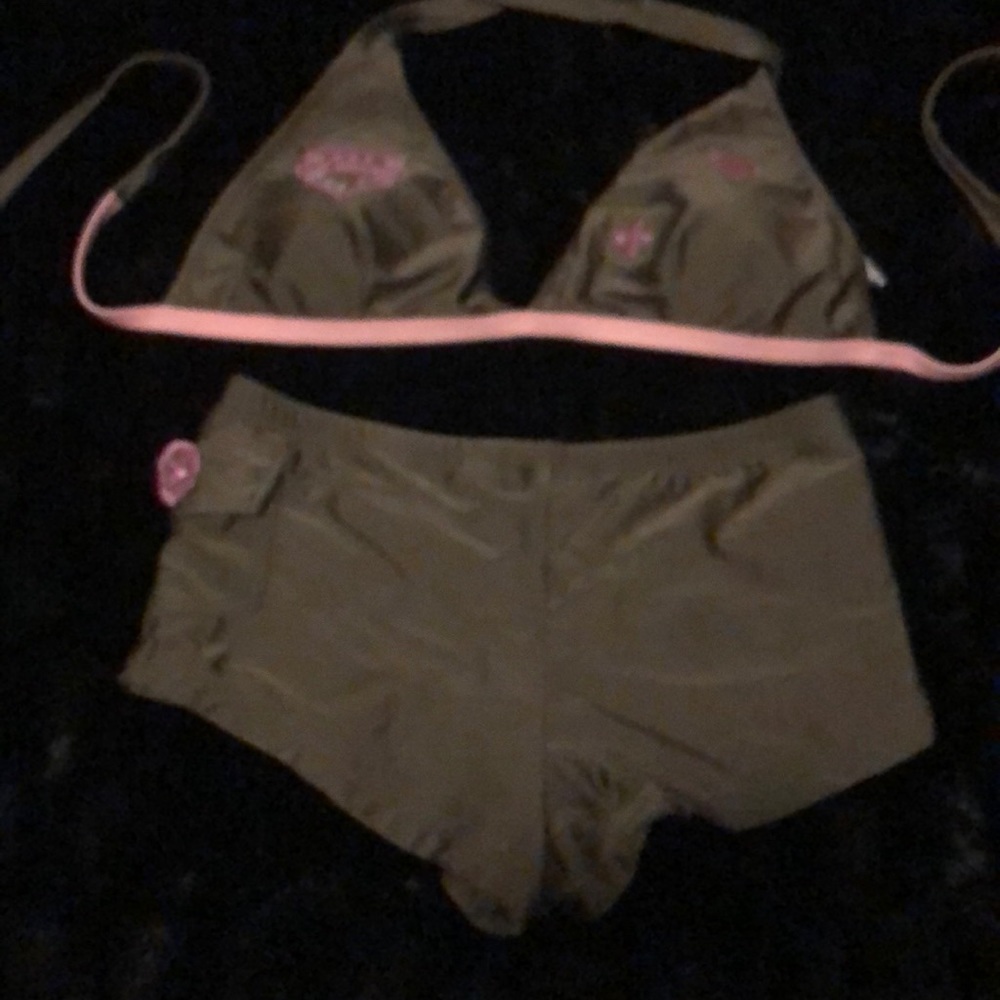 Bathing suite - Picture 3 of 3